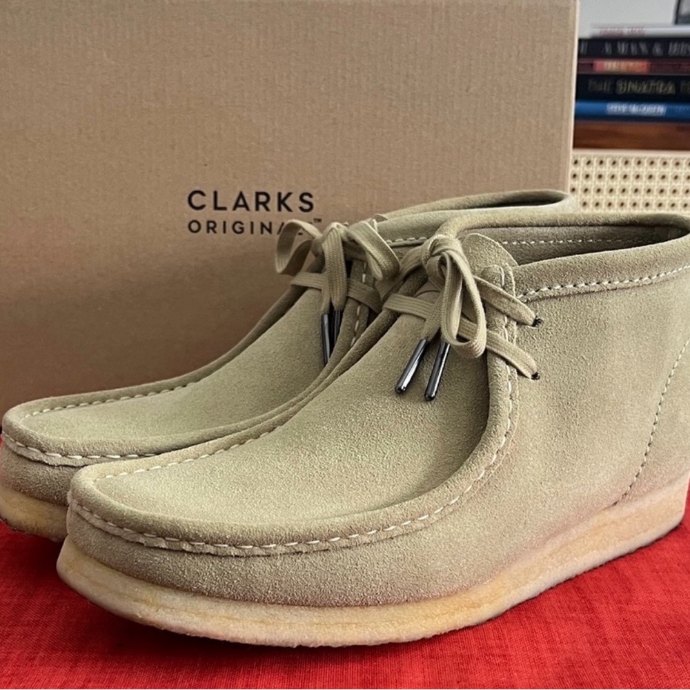 Clarks Original Wallabees Chukka Boot Men’s 10.5 Maple Suede Like New/Box & Tags